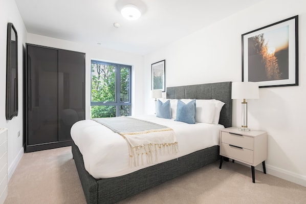 Comfort Apartment (2 Bedrooms) | Premium bedding, bed sheets, wheelchair access