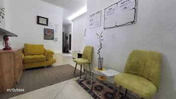 Dormitorio condiviso, 1 camera da letto, fumatori, balcone | Interni