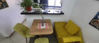 Room-5- Twin Room With City View