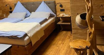 Chalet Sound of Nature - Pool and panorama sauna