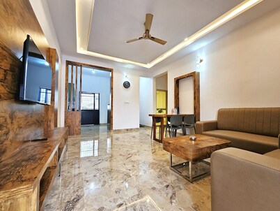 City Serviced Apartment 