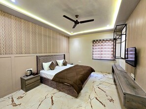 华丽双人房, 花园景观 | 熨斗/熨板、免费 WiFi