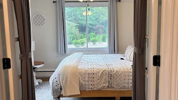4 bedrooms, WiFi, bed sheets