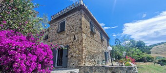 Castello degli Ulivi: Sea, Nature, Relaxation in Roccella Ionica