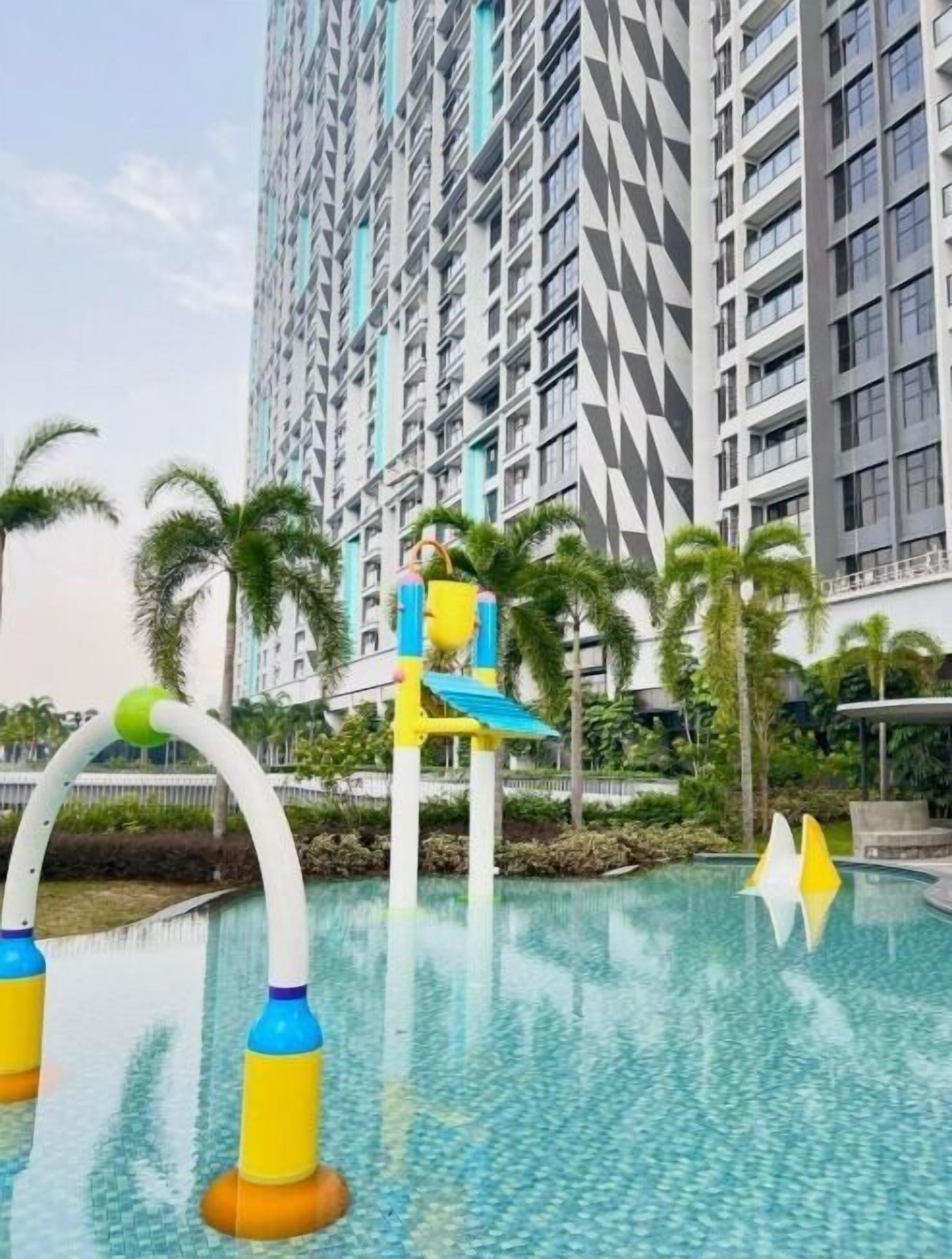 3 albercas al aire libre 