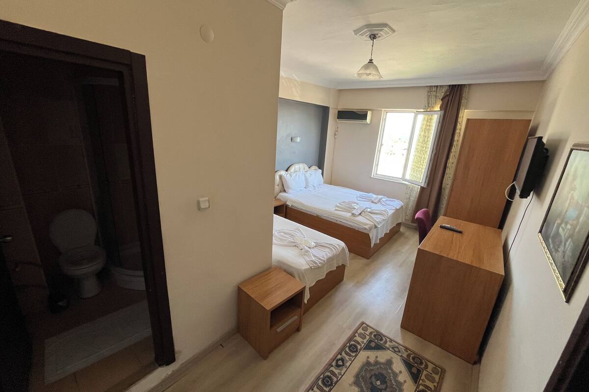Standard Triple Room | Free WiFi