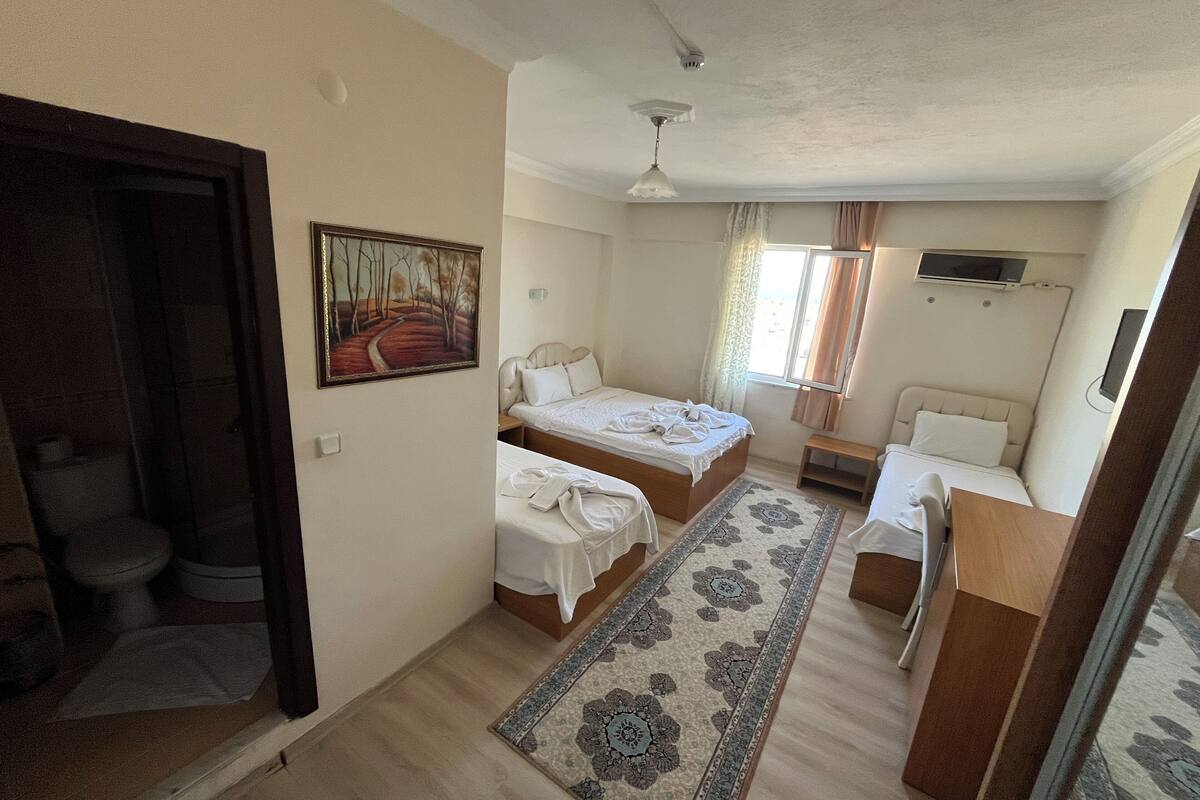Standard Quadruple Room | Free WiFi