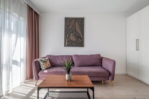Studio, Balcony | Iron/ironing board, free WiFi
