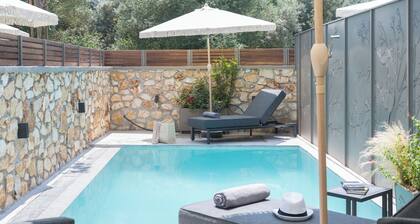 Suite 2 – Elegant & Serene Hideaway | September15 Suites