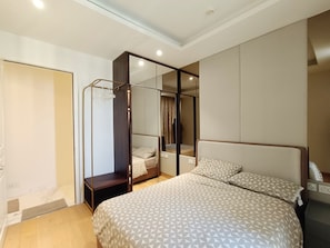 2 bedrooms, bed sheets