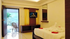 Deluxe Room | Desk, laptop workspace, free WiFi - MOUNT VALLEY RESORTS (Devikolam)