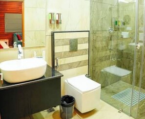 Shower, towels, soap, shampoo