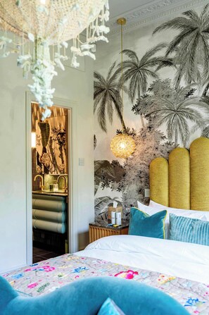 3 bedrooms, desk, iron/ironing board, WiFi