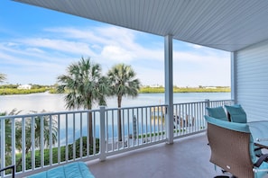 Condo, 1 King Bed (Palm Beach 602) | Property grounds