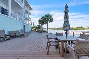 Apartment, 1 King-Bett (Palm Beach 602) | Speisen im Freien