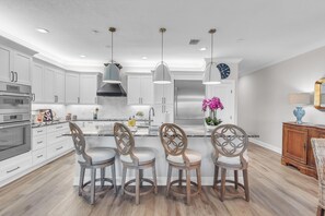 Apartment, 1 King-Bett (Palm Beach 602) | Eigene Küche