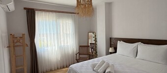 Urla The Orange House