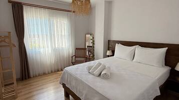 3 sovrum, strykjärn/strykbräda, wi-fi och sängkläder