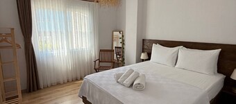 Urla The Orange House