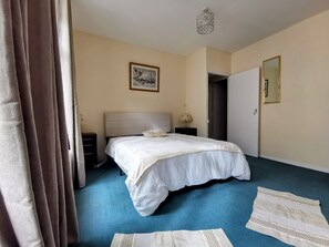 2 bedrooms, bed sheets