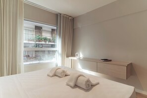 Apartment | In-room safe, free WiFi - Hestia at Esmeralda 700 (Buenos Aires)