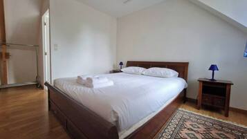 1 habitación, cuna de viaje, wifi gratis y ropa de cama