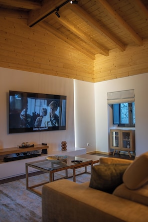 Televisie, boeken en een stereo