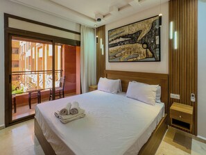 2 dormitorios, tabla de planchar con plancha, wifi gratis y ropa de cama