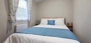 House, 3 Bedrooms, Patio, Garden View