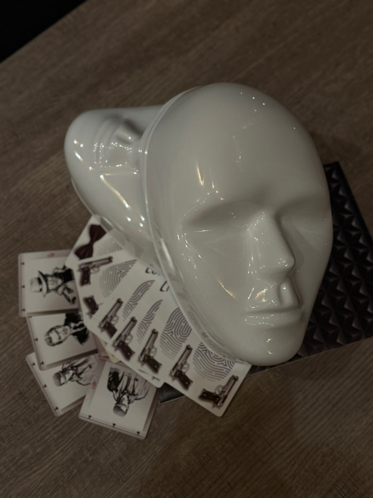 Sèche-cheveux, serviettes fournies, savon, papier toilette