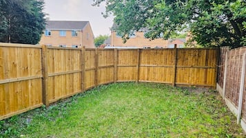 Comfort Townhome | Garden