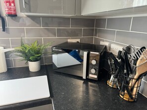Microwave, oven