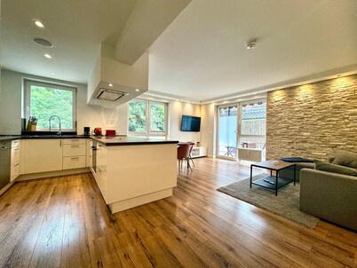 Close to the City & Chic near Hamburg
