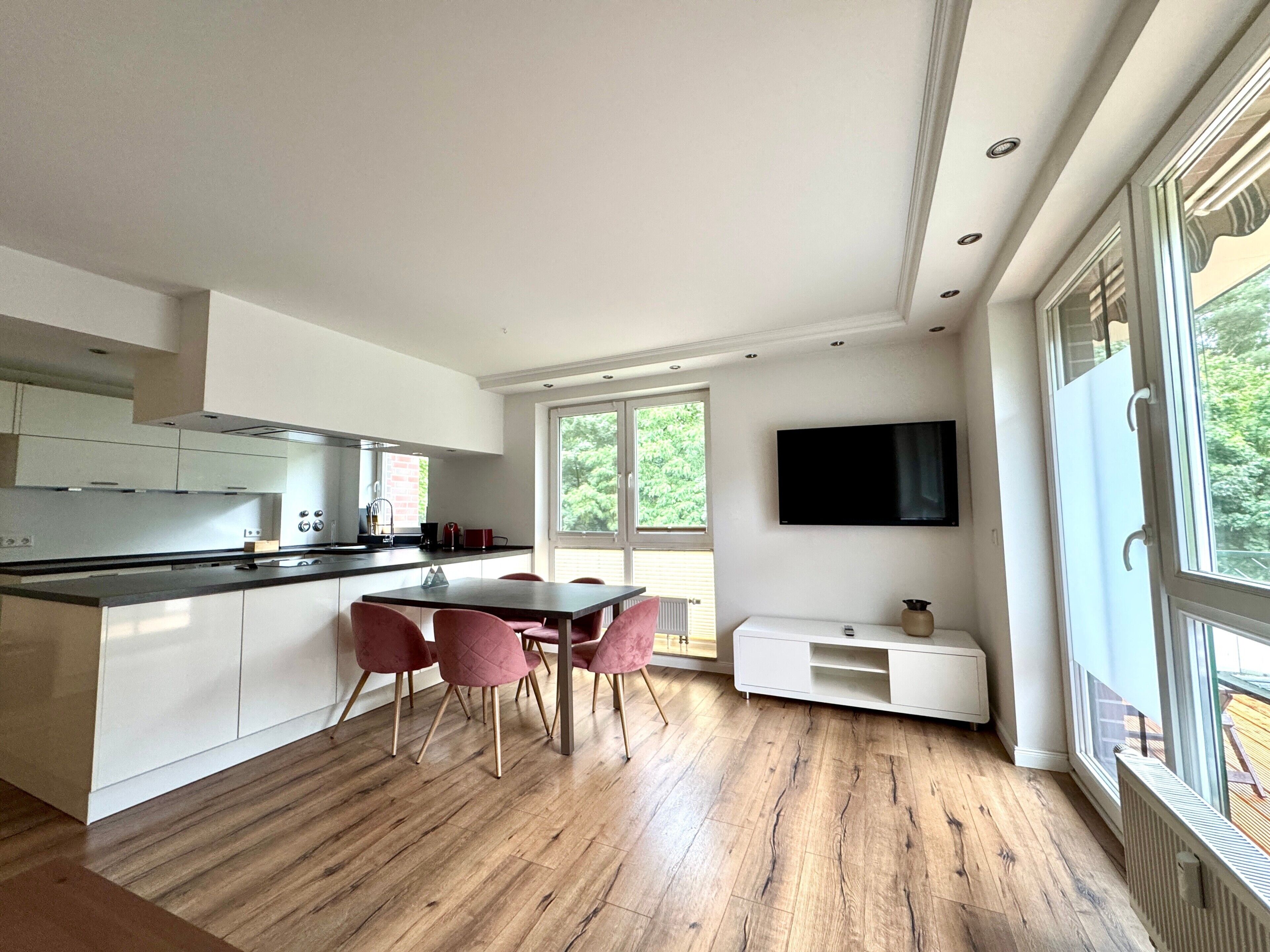 Kühlschrank, Ofen, Herdplatte, Geschirrspüler