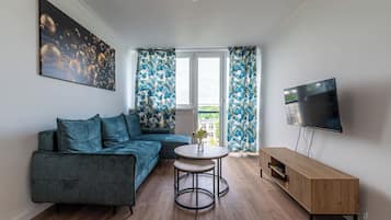 Apartment | Iron/ironing board, free WiFi