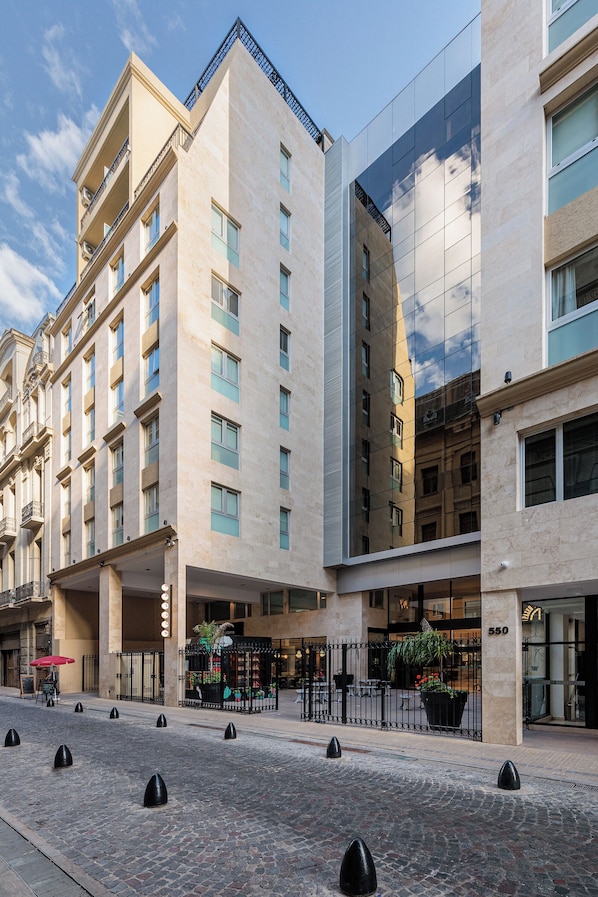 Front of property - Hestia at Moreno 550 (Buenos Aires)