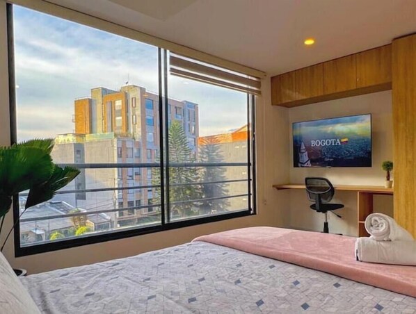 WiFi, bed sheets