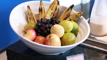 Sarapan prasmanan