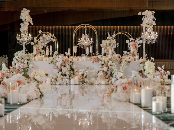 Indoor wedding - Novotel Sydney Cabramatta (Canley Vale)