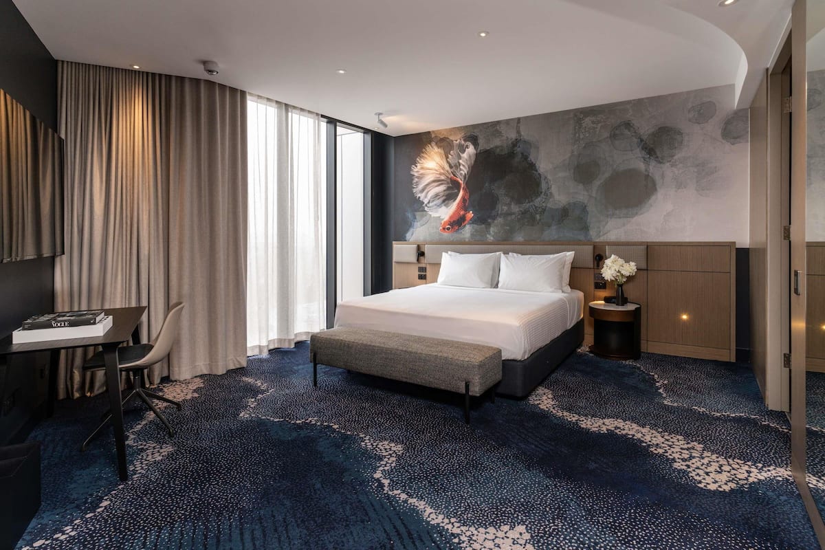 Habitación Deluxe, 1 cama de matrimonio grande (Accessible) | Sábanas italianas Frette y ropa de cama de alta calidad