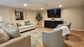 Televisión, chimenea