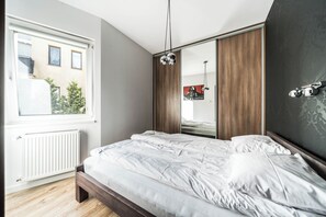 1 bedroom, iron/ironing board, WiFi, bed sheets