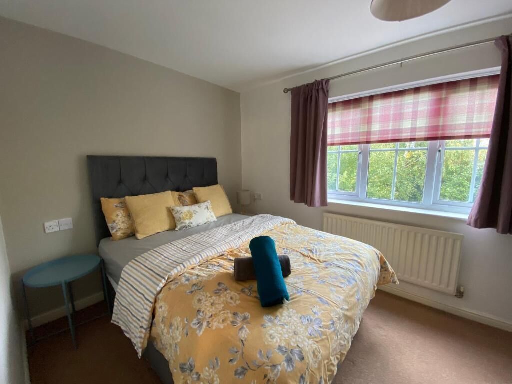 2 bedrooms