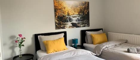 2 bedrooms