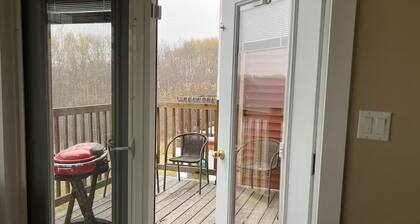 The Winding Road Homestead - 3 BDRM each has full ensuite; quiet,country retreat