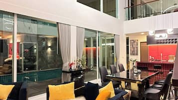 Villa, 4 Bedrooms, Smoking, Private Pool | Lounge