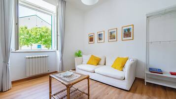 Televisión de plasma de 21 pulgadas con canales digitales