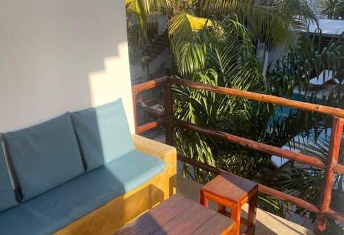 CEZERE THE PALM HOTEL