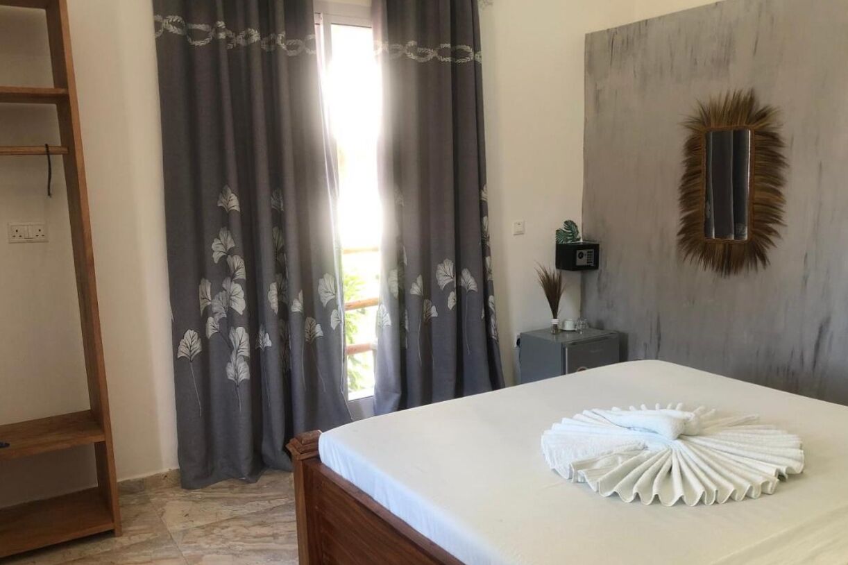 Classic Double Room, Balcony, Courtyard View