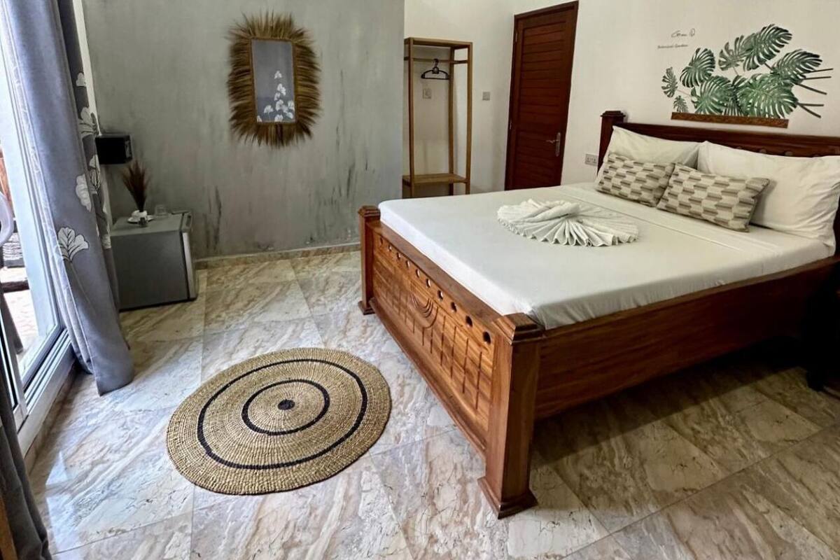 Classic Double Room, Balcony, Courtyard View